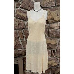 Movie Star Cream Full Slip‎ Size 34 Avg. Lace Trim Made In USA Vintage Retro